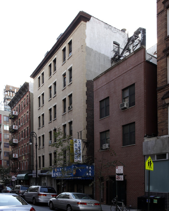 58-62 Hester St in New York, NY - Building Photo