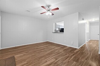 1807 River Crossing Cir in Austin, TX - Building Photo - Building Photo