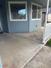 1900 Valeri Dr in Newberg, OR - Building Photo - Building Photo