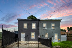 1313 Adams St in Philadelphia, PA - Building Photo