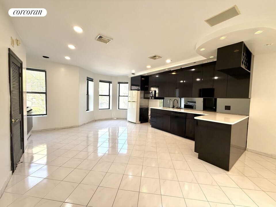 342 Ovington Ave in Brooklyn, NY - Building Photo