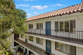 1701 Anacapa St in Santa Barbara, CA - Building Photo - Building Photo