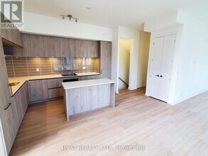 15-1415 David Eyer Rd in Richmond Hill, ON - Building Photo - Building Photo