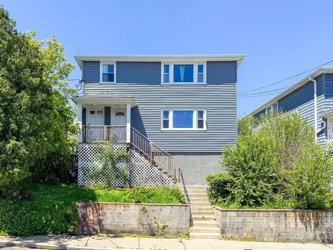74 Dunboy St, Unit 2