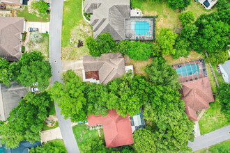1641 Parkside Cir in Niceville, FL - Building Photo - Building Photo