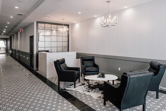 409 Eastern Pkwy in Brooklyn, NY - Building Photo - Building Photo