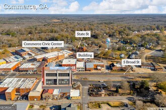 1642 S Broad St in Commerce, GA - Building Photo - Building Photo