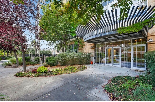 7752 E 4th Ave in Denver, CO - Building Photo - Building Photo