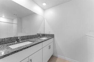 7010 Ripple Pond Lp in Zephyrhills, FL - Building Photo - Building Photo