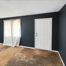 2413 N Gathings Dr in West Memphis, AR - Building Photo - Building Photo