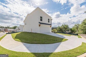 4839 Station Dr in Union City, GA - Building Photo - Building Photo