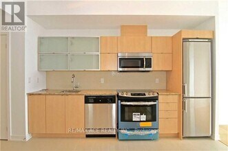 170-2170 Fort York Blvd in Toronto, ON - Building Photo - Building Photo
