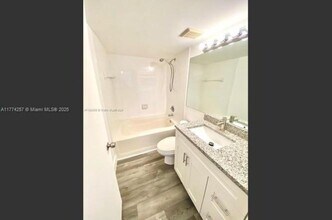 2081 Renaissance Blvd, Unit 205 in Miramar, FL - Building Photo - Building Photo