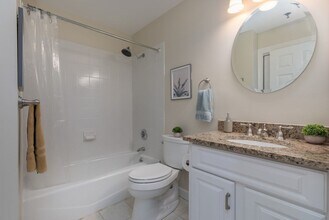 354 Marlborough St, Unit 303 in Boston, MA - Foto de edificio - Building Photo