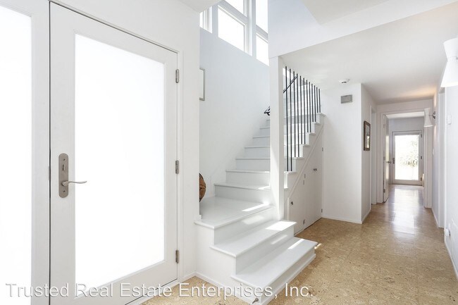 3600 Ocean Dr in Oxnard, CA - Building Photo - Building Photo