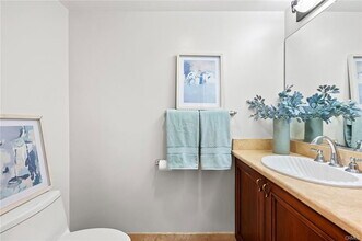 1828 Glendon Ave in Los Angeles, CA - Building Photo - Building Photo