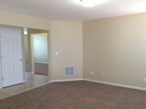 3103 Meadowsedge Ln in Joliet, IL - Foto de edificio - Building Photo