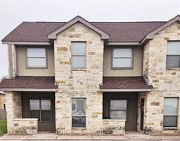 117 Micah Point in La Vernia, TX - Building Photo