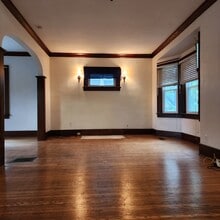 536 Merchants Rd in Rochester, NY - Foto de edificio - Building Photo
