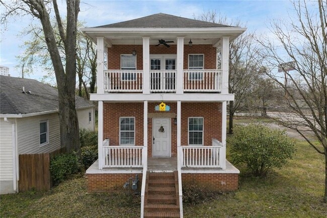 property at 66 Weyman Ave SW