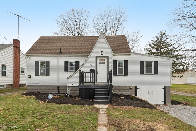 property at 133 N Pearl St