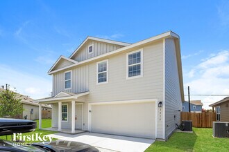 1915 Morse Way in San Antonio, TX - Building Photo - Building Photo