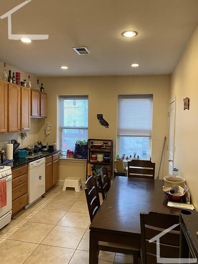 property at 191 Boylston Pl