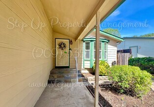 18497 Well House Dr in Jamestown, CA - Building Photo - Building Photo