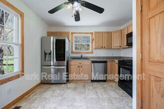 35 Hedgecock Farm in Pittsboro, NC - Building Photo - Building Photo