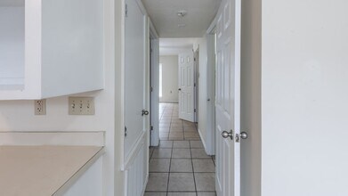 The Grande at Timberwood in Hattiesburg, MS - Foto de edificio - Building Photo