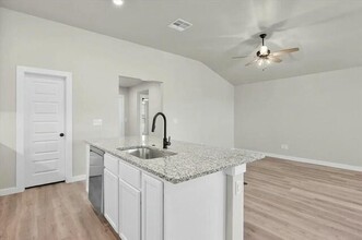 2013 132nd St in Lubbock, TX - Building Photo - Building Photo