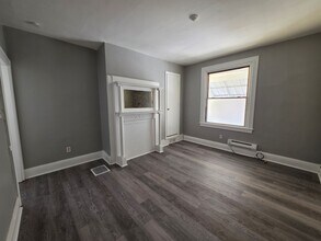 1020 Uvilla St in Pittsburgh, PA - Building Photo - Building Photo