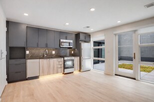 1716 14th St NW, Unit 44 in Washington, DC - Building Photo