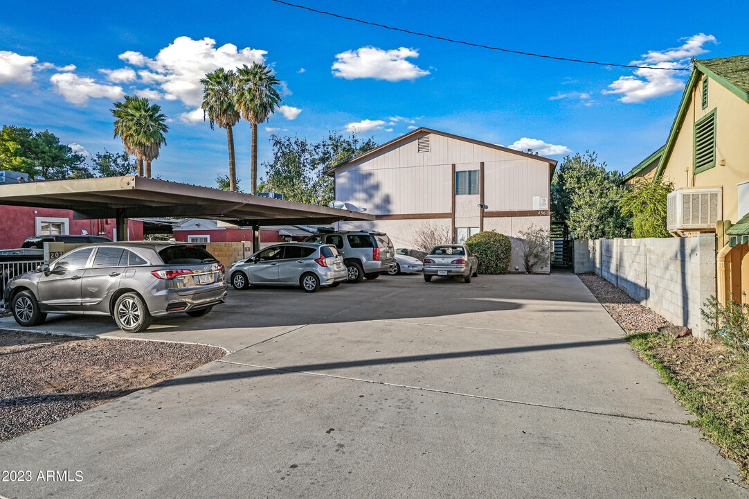 436 W Clark St in Mesa, AZ - Building Photo