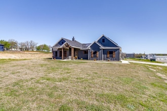 120 Cochran Rd in Weatherford, TX - Building Photo - Building Photo
