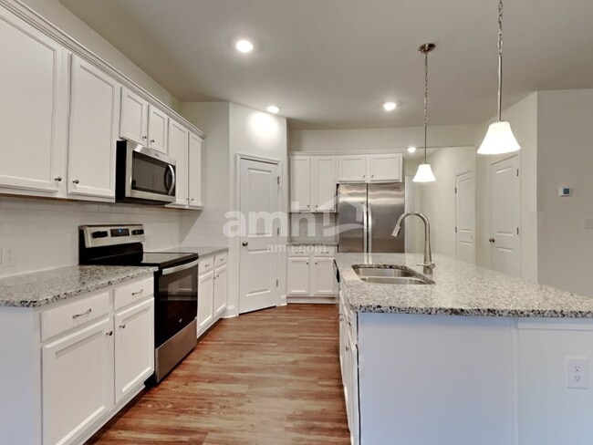 112 Ashton Dr in Mooresville, NC - Foto de edificio - Building Photo