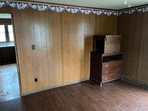 624 W Poplar St in Harrisburg, IL - Building Photo - Building Photo