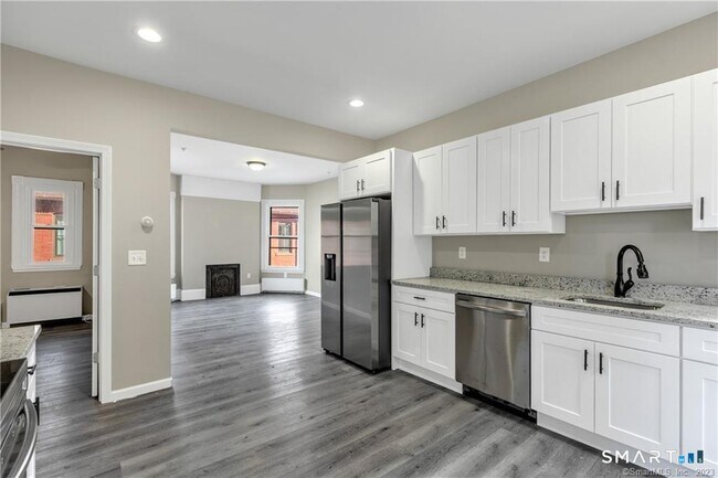 60 Russ St in Hartford, CT - Building Photo - Building Photo