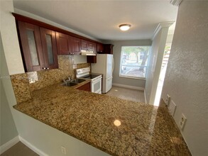 2236 SW 81st Ave-Unit -2236 in Miramar, FL - Building Photo - Building Photo