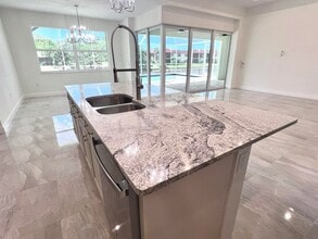 55 Rotonda Cir in Rotonda West, FL - Building Photo - Building Photo