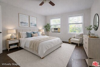 15061 Moorpark St in Sherman Oaks, CA - Building Photo - Building Photo