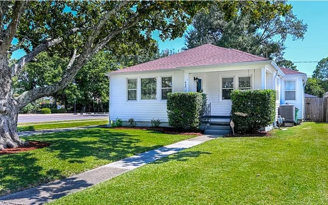 property at 655 Elmeer Ave