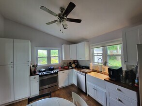 20 Princeton St in Red Hook, NY - Building Photo - Building Photo