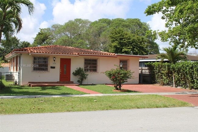 3040 SW 69th Ave in Miami, FL - Building Photo - Building Photo