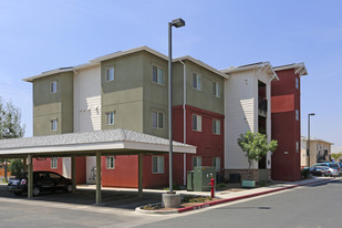 Villa Siena Apartments