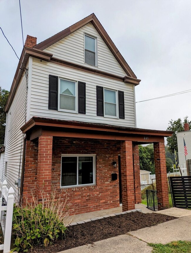 property at 440 Edith St