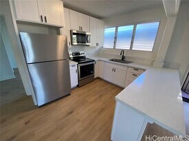 904 Lunalilo St in Honolulu, HI - Building Photo