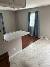 1423 E Ocean View Ave in Norfolk, VA - Building Photo - Building Photo