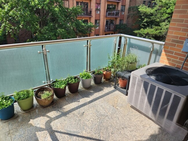 property at 8510 Elmhurst Ave