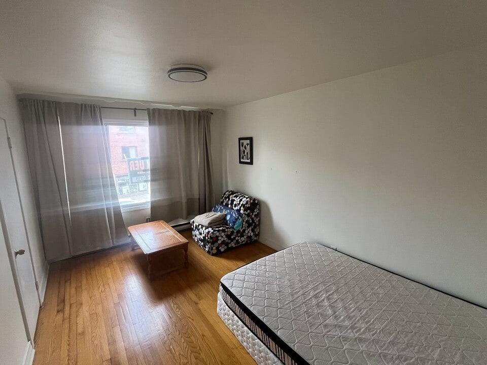3769 Masson Rue in Montréal, QC - Building Photo